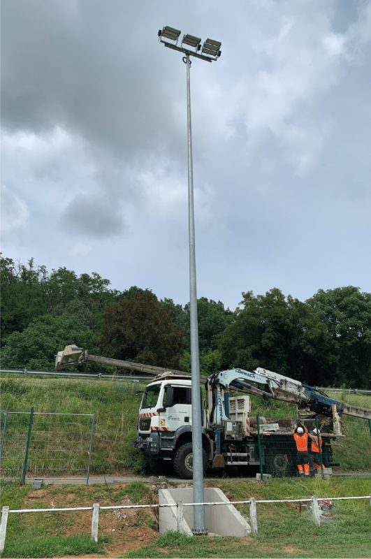 Photos - Travaux eclairage stade Creysse_10